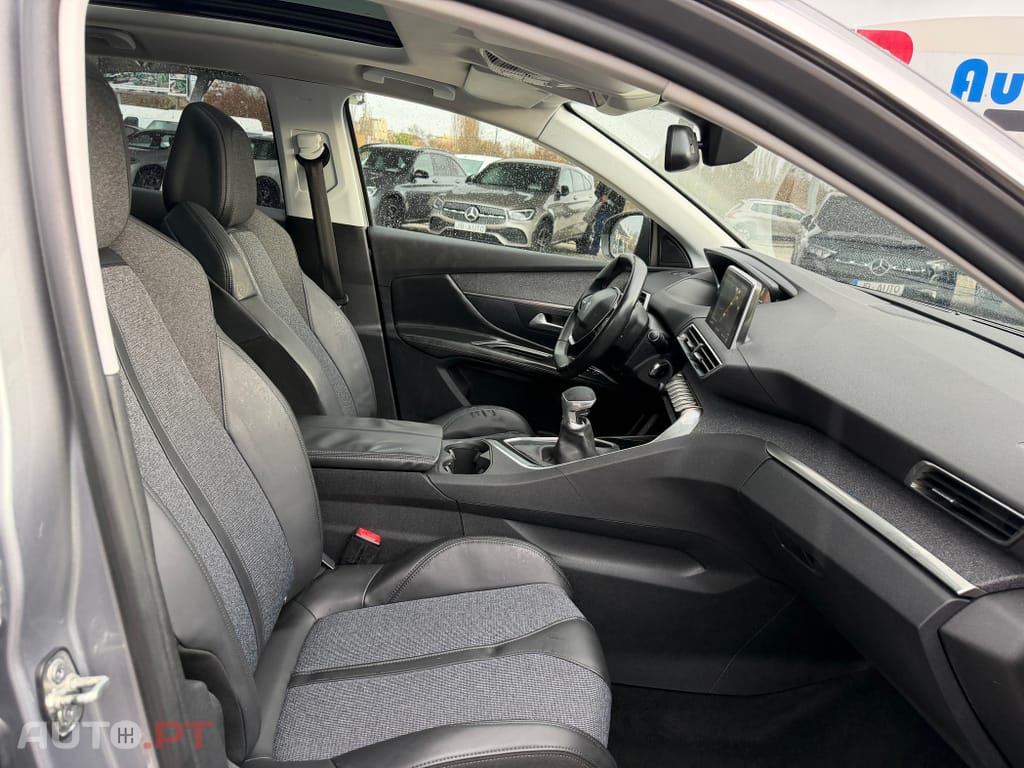 Peugeot 3008 1.6 BlueHDi Allure