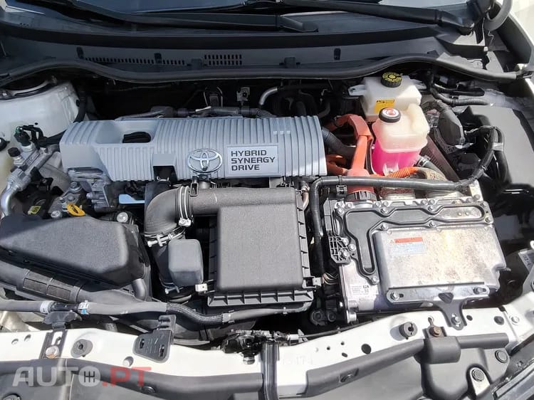 Toyota Auris 1.8 HSD Confort Pack Style CVT