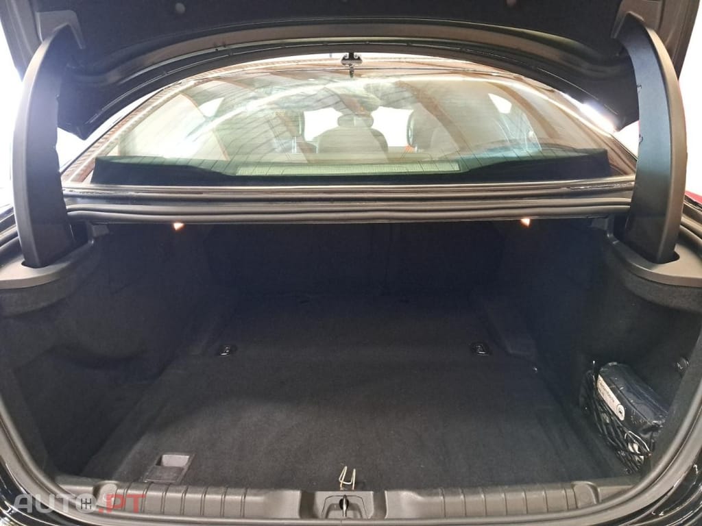 Maserati Ghibli 3.0 V6