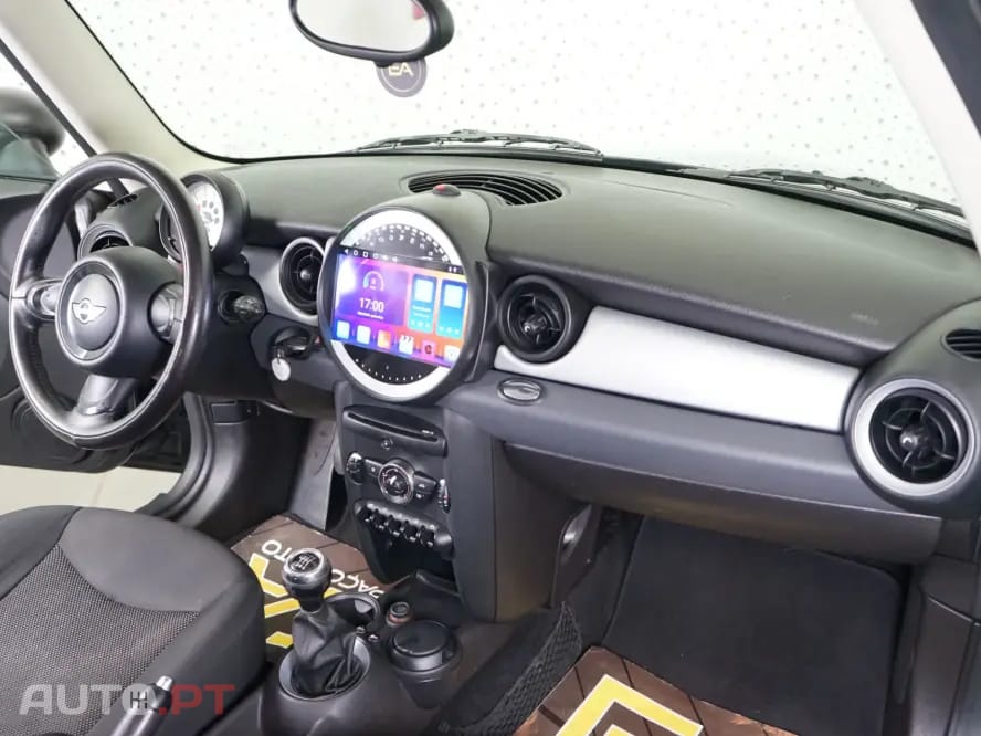 MINI Cooper One D