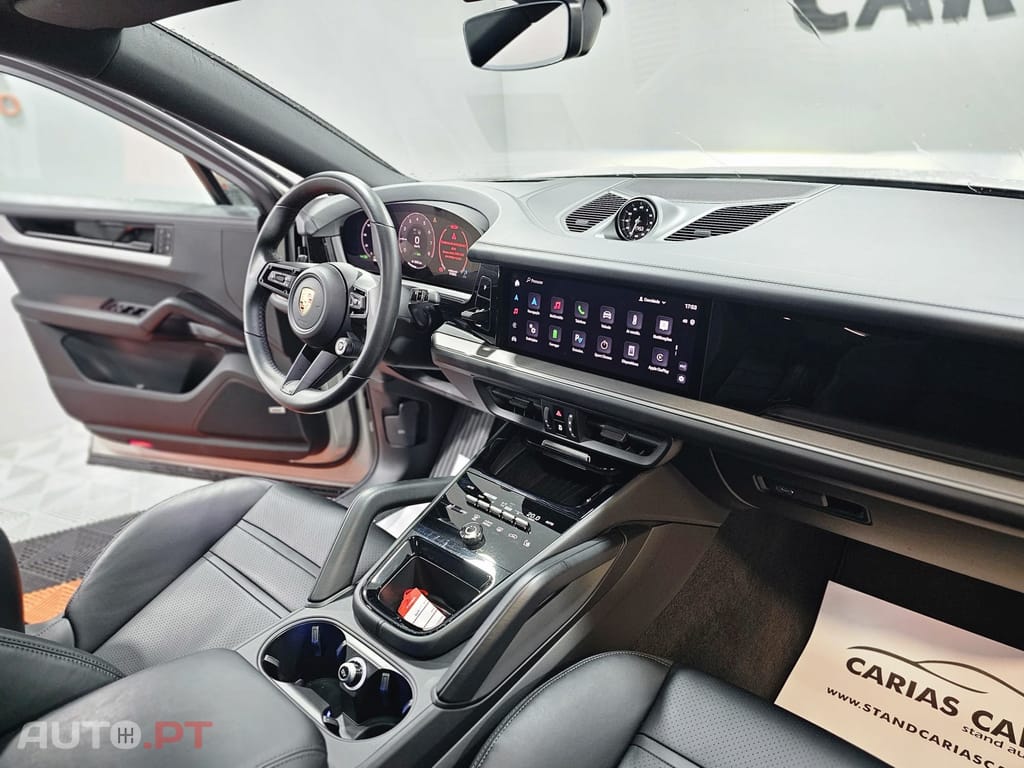 Porsche Cayenne E-Hybrid Black Edition