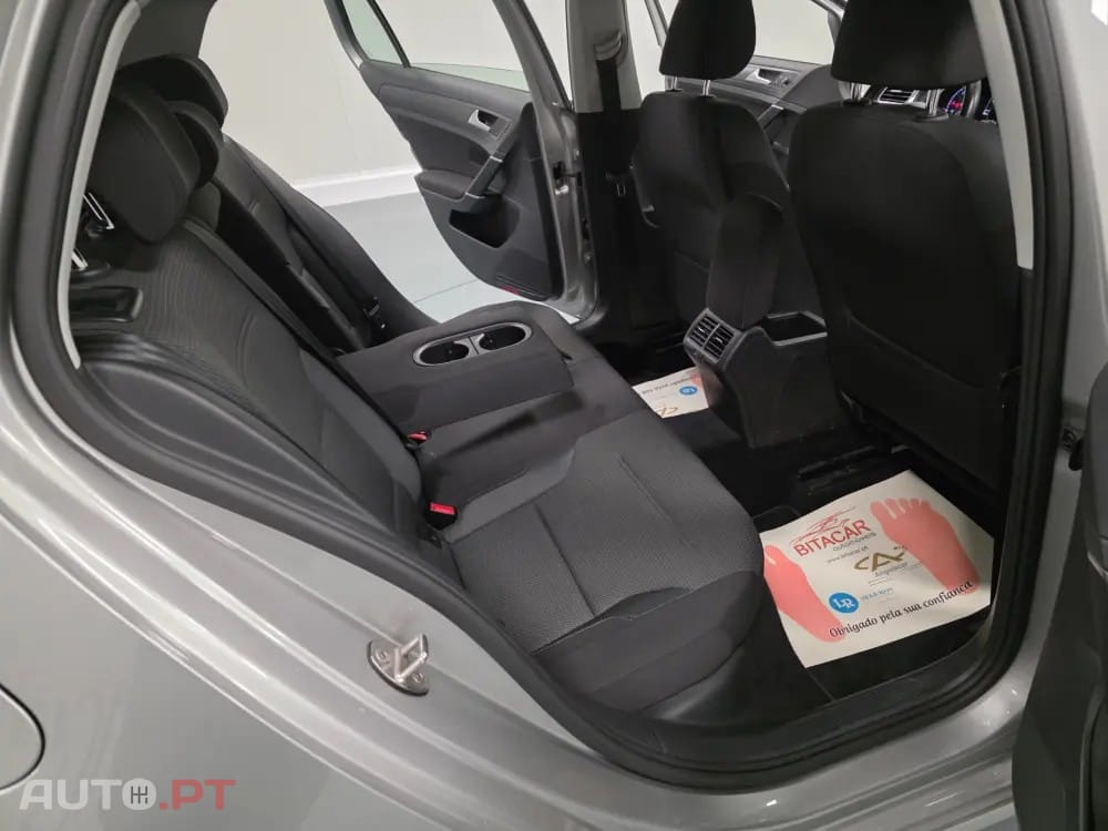 Volkswagen Golf 1.6 TDI CONFORTLINE