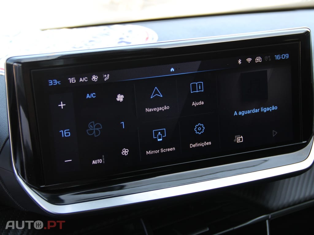 Peugeot 2008 1.2 PureTech Active — fotografia 10
