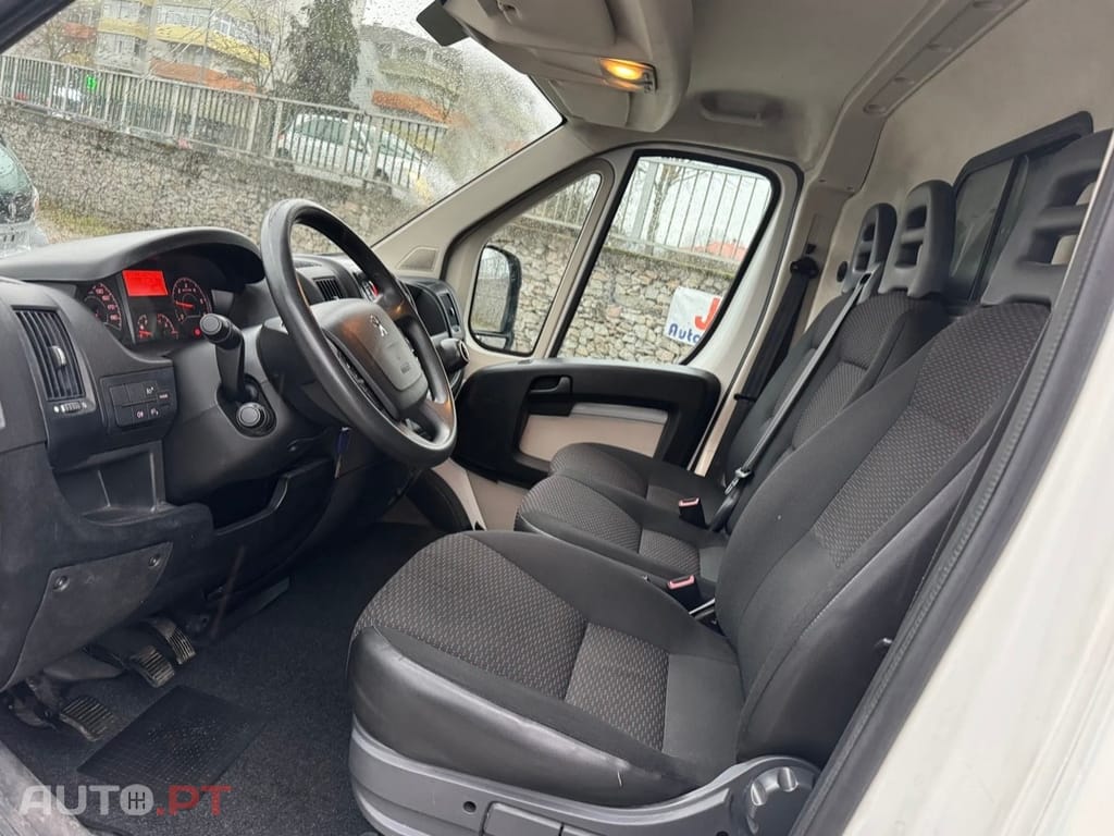 Peugeot Boxer 2.0 BlueHDi 330 L2H1 Pro