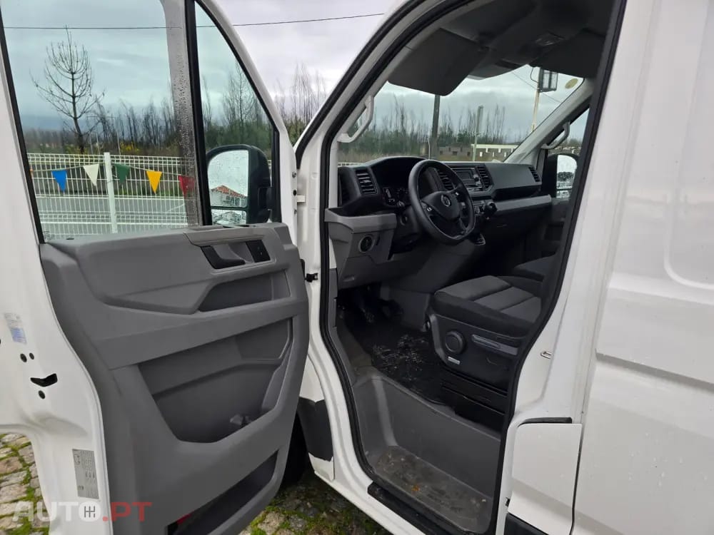 Volkswagen Crafter 35 2.0 TDI L3H3 Médio Tecto Alto