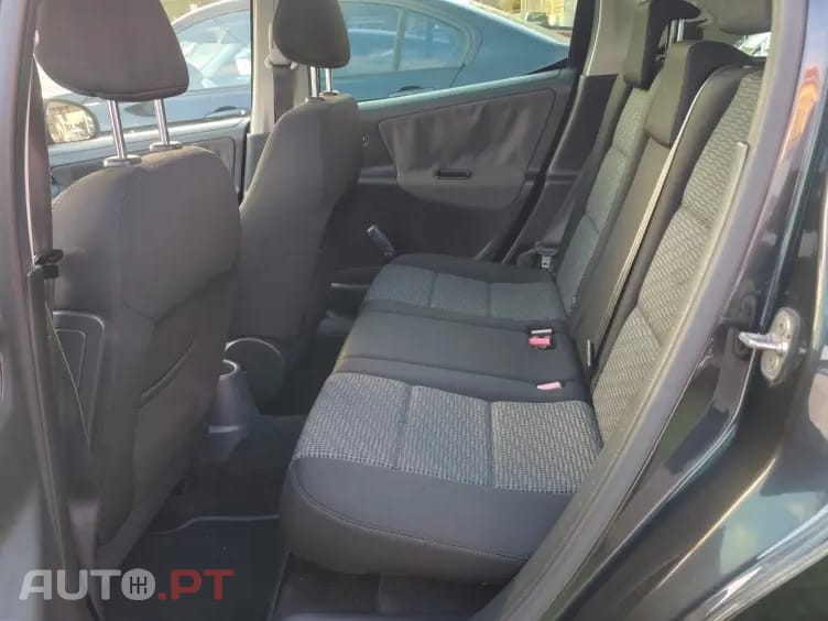 Peugeot 207 SW 1.4 VTi Sportium