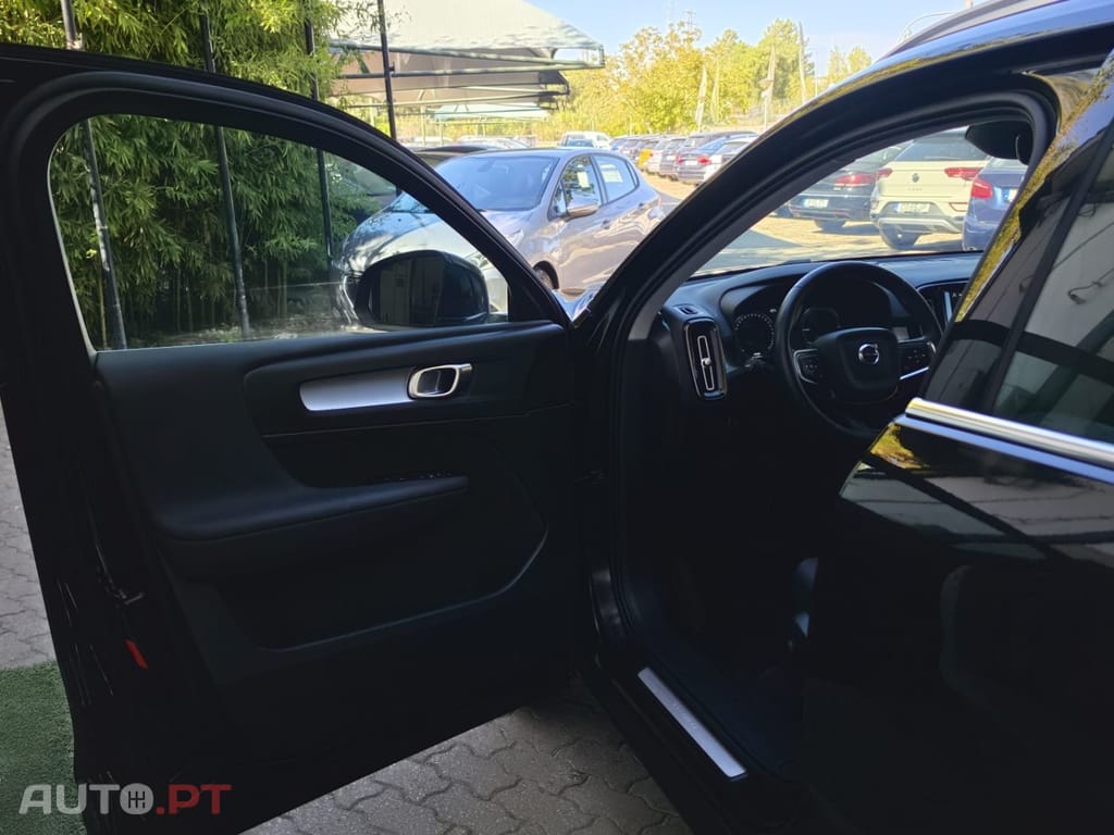 Volvo XC40 T4 Recharge DKG Inscription
