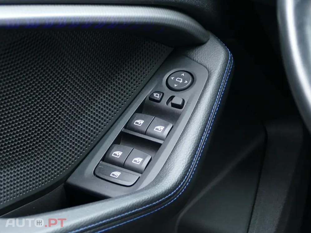 BMW 216 d Pack Desportivo M