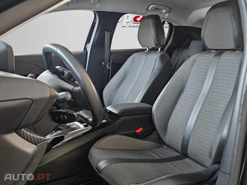 Peugeot 208 1.2 PureTech Allure Pack