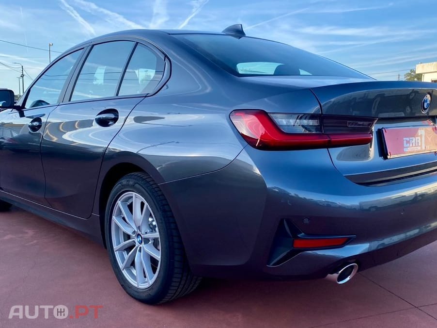 BMW 330 e Line Sport Auto