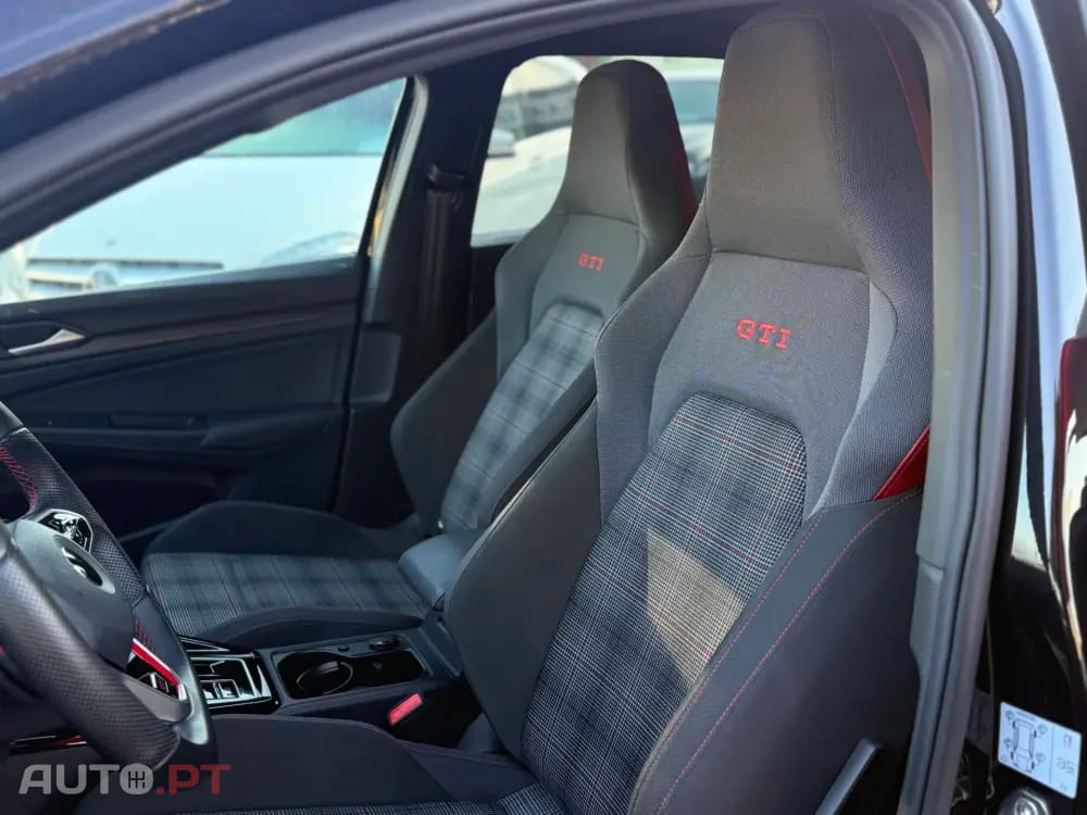 Volkswagen Golf 2.0 TSI GTI DSG