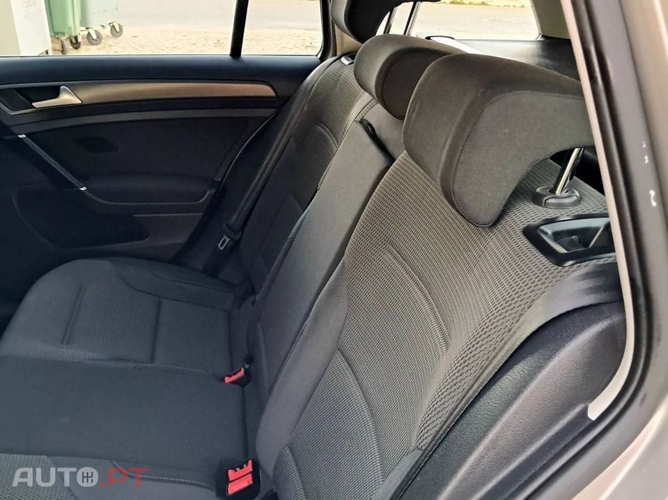 Volkswagen Golf Variant 1.6 TDi Confortline