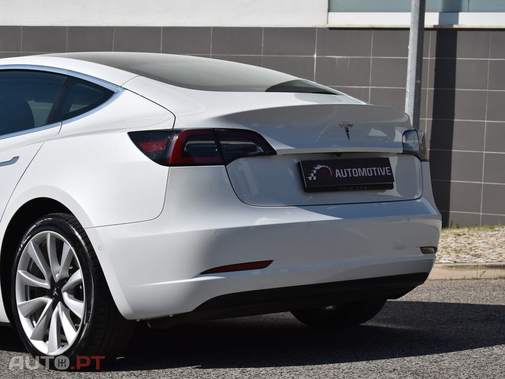 Tesla Model 3 Standard RWD Plus
