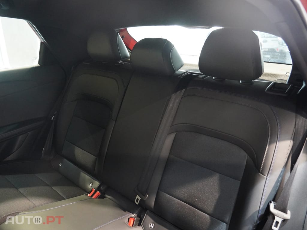 MG MG4 64 kWh Luxury