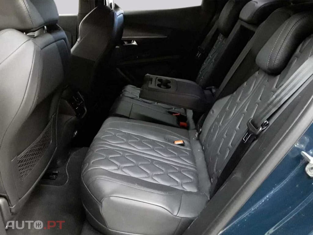 Peugeot 3008 Hybrid4 300 e-EAT8 GT I.V.A DEDUTIVEL
