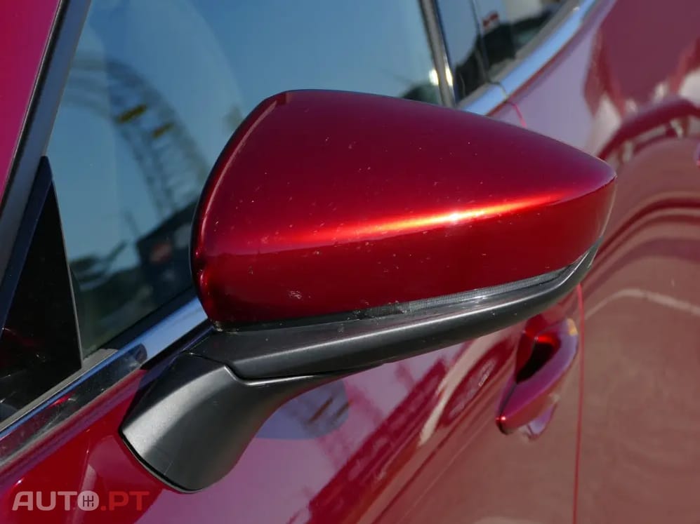 Mazda 3 2.0 e-Skyactiv-G Exclusive-line