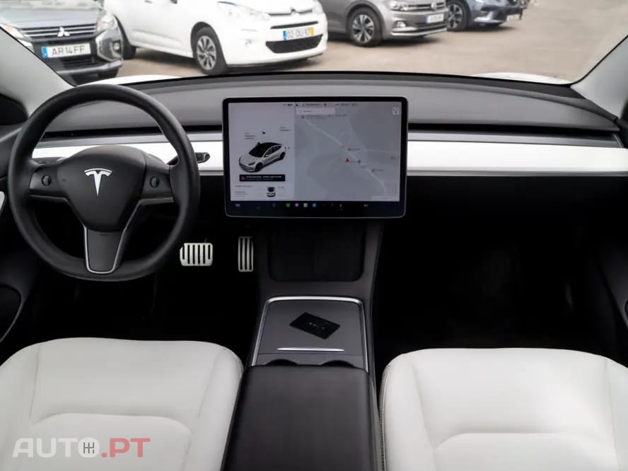 Tesla Model 3 Standard Range Plus RWD
