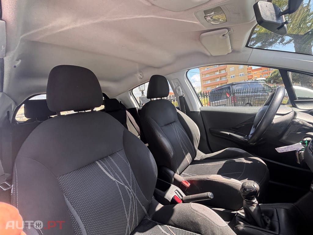 Peugeot 208 1.4 HDi Allure