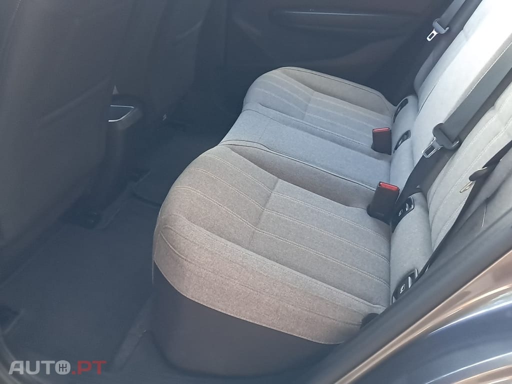 Renault Mégane E-Tech EV60 220hp optimum charge Equilibre