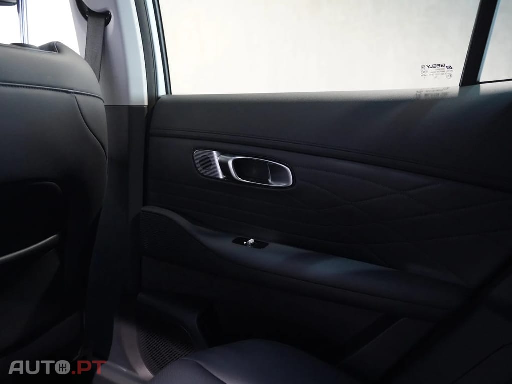 Geely Starray EM-i Max Plus