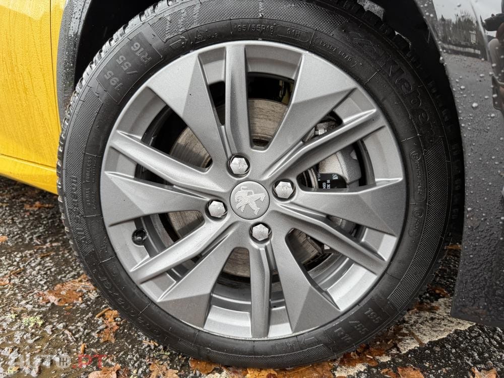 Peugeot E-208 50 kWh Allure Pack