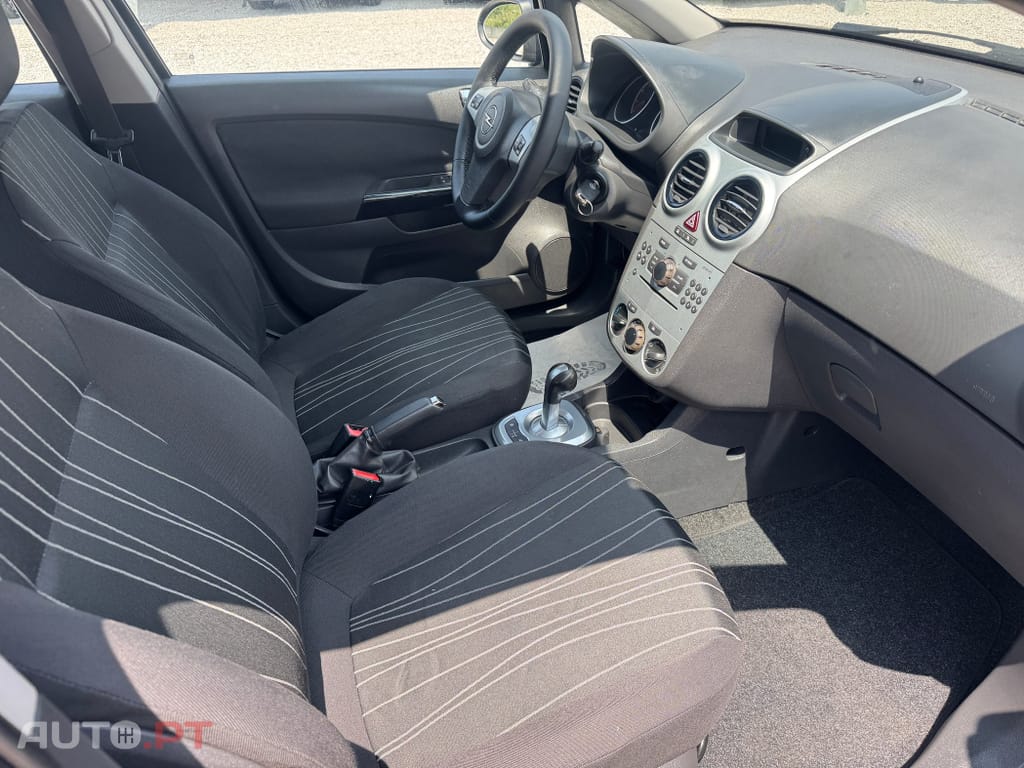 Opel Corsa 1.2 Enjoy Easytronic