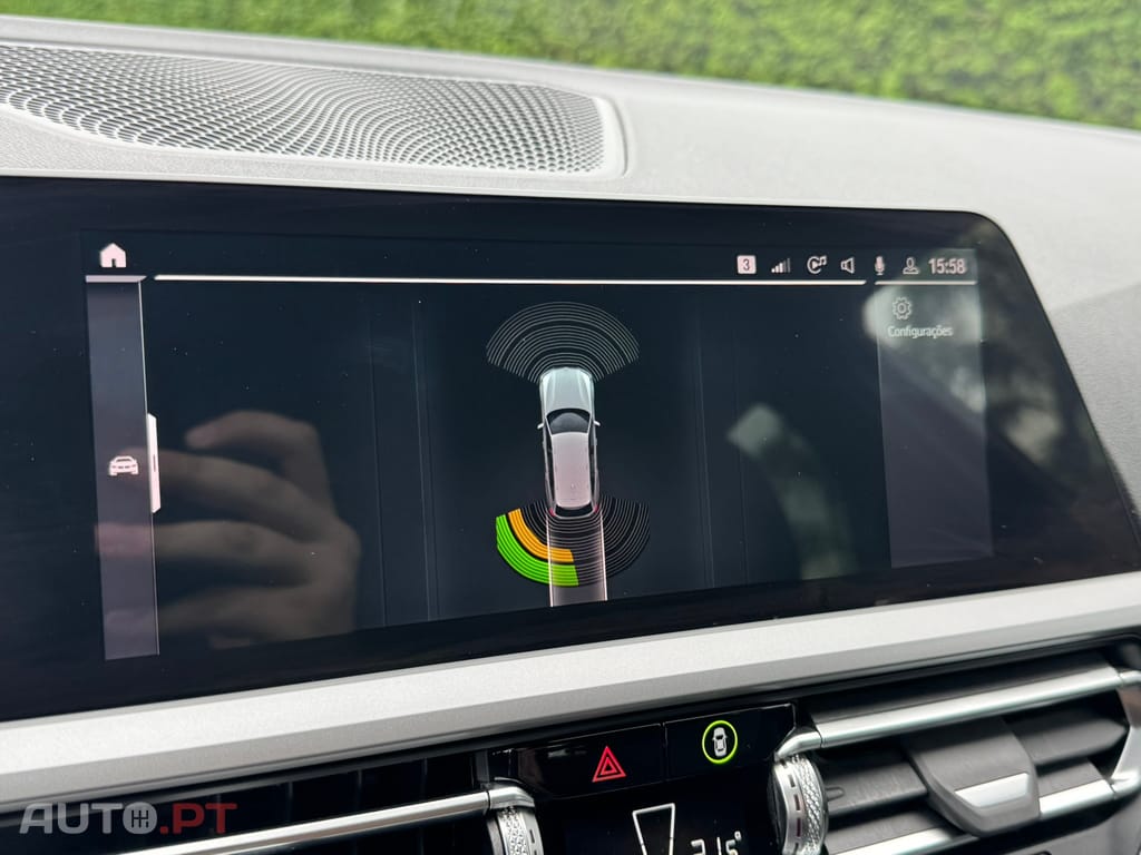 BMW 320 e Touring Auto