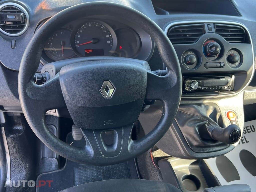 Renault Kangoo Isotérmica com Sistema de frio.