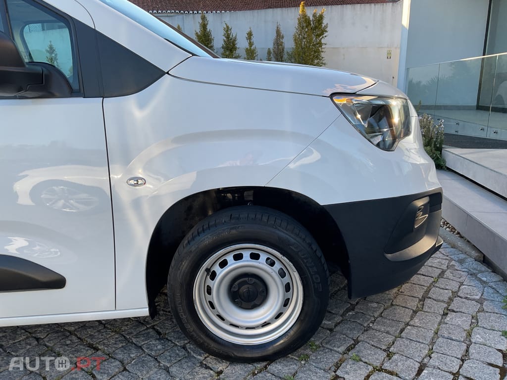 Opel Combo 1.5 CDTi L1H1 Enjoy