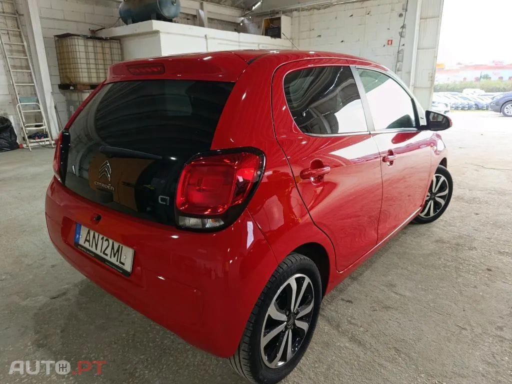 Citroen C1 1.0 VTi Shine
