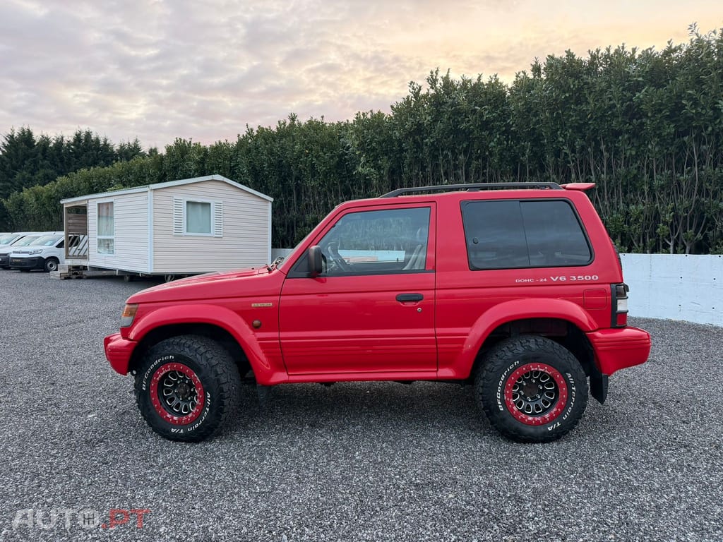 Mitsubishi Pajero 3.5 V6