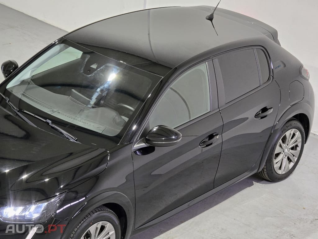 Peugeot E-208 50 kWh Style