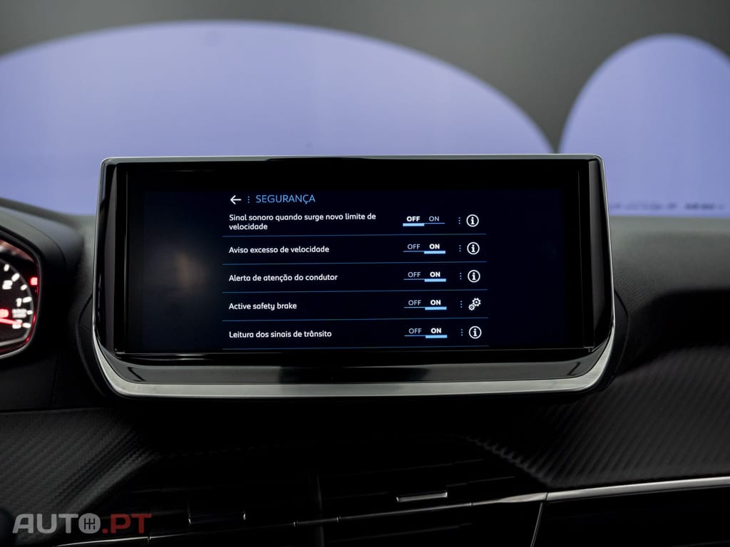 Peugeot 2008 1.2 PureTech Style