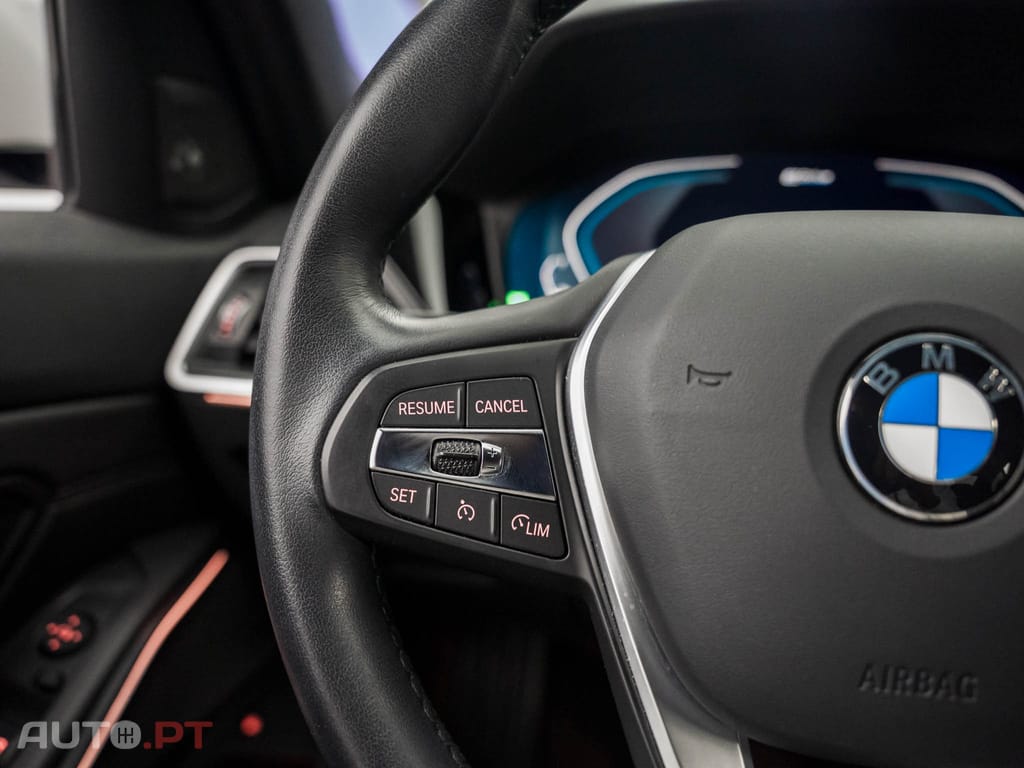 BMW 320 e Line Sport Auto