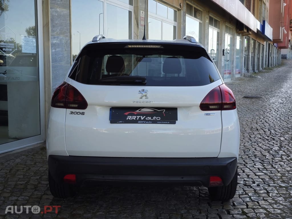 Peugeot 2008 1.2 PureTech Active