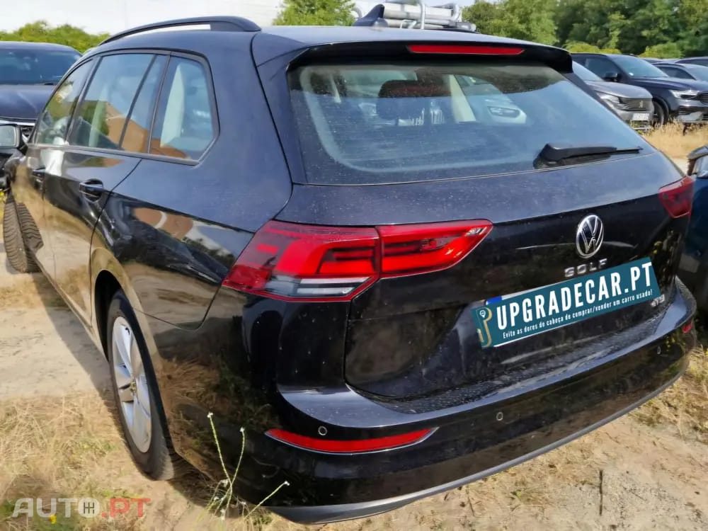 Volkswagen Golf Variant 1.0 eTSI OPF DSG Life