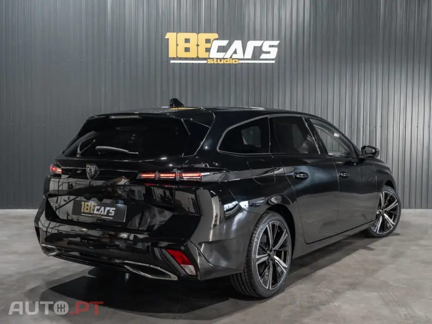 Peugeot 308 SW 1.2 PureTech Allure Full LED