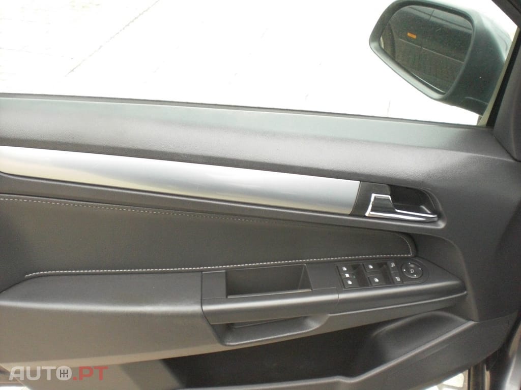 Opel Astra Caravan 1.7 CDTi Cosmo ecoFLEX
