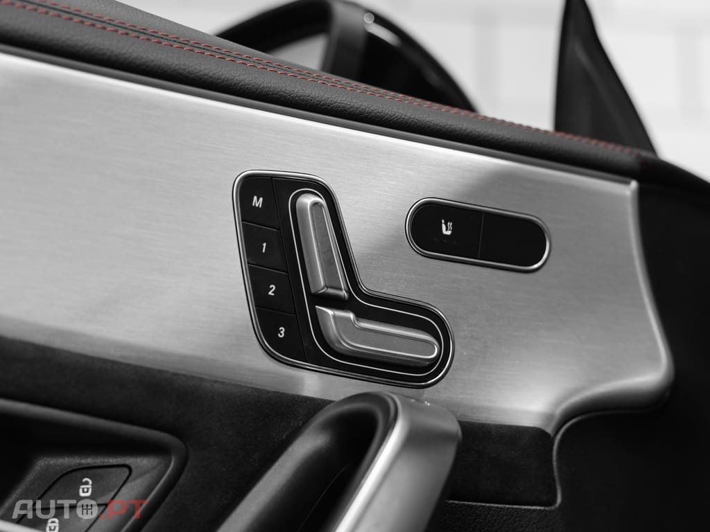 Mercedes-Benz CLA 250 e Shooting Brake AMG Line