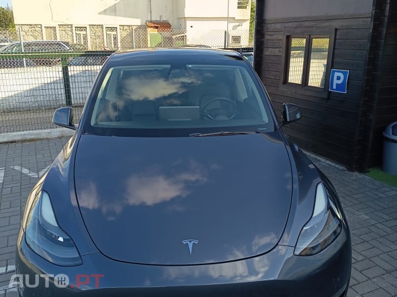 Tesla Model Y Long Range Tração Integral