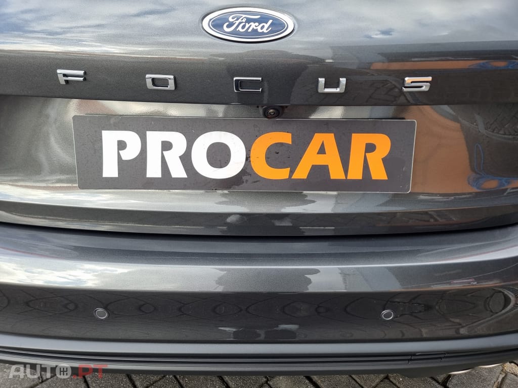 Ford Focus 1.0 EcoBoost MHEV ST-Line
