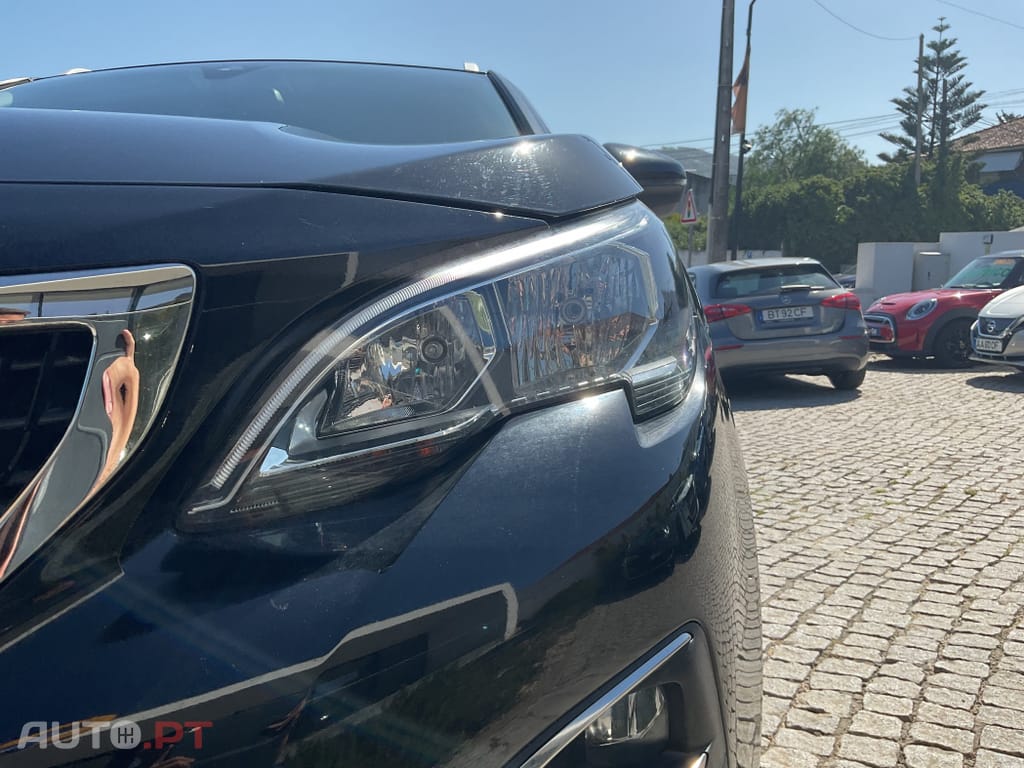 Peugeot 3008 1.5 BlueHDi Active