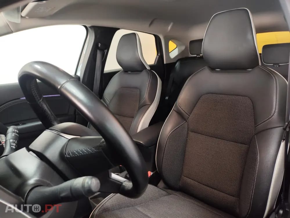 Renault Captur 1.0 TCe Techno Bi-Fuel
