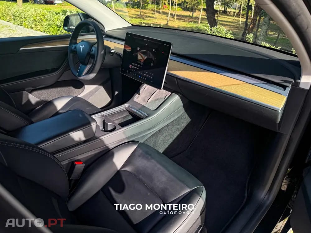 Tesla Model Y Tração Traseira
