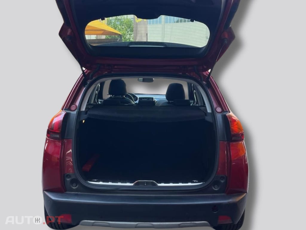 Peugeot 2008  1.2 PureTech Crossway