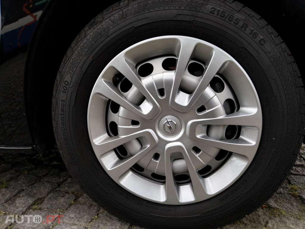 Opel Vivaro 1.5 CDTi L3H1