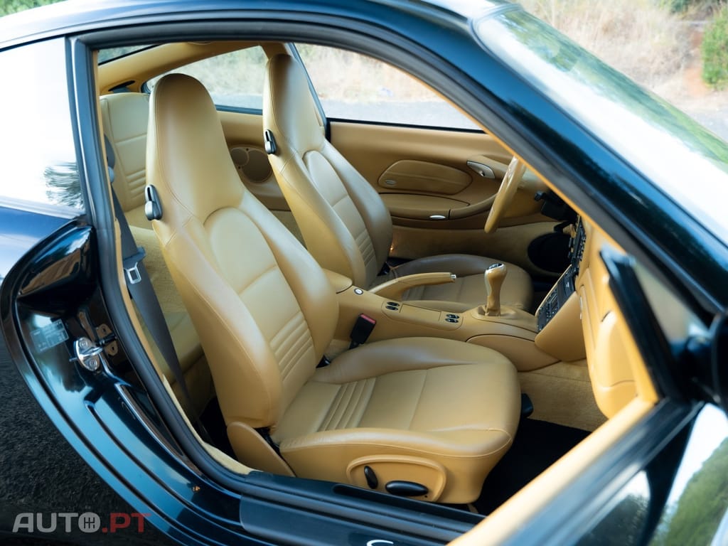 Porsche 996 Carrera