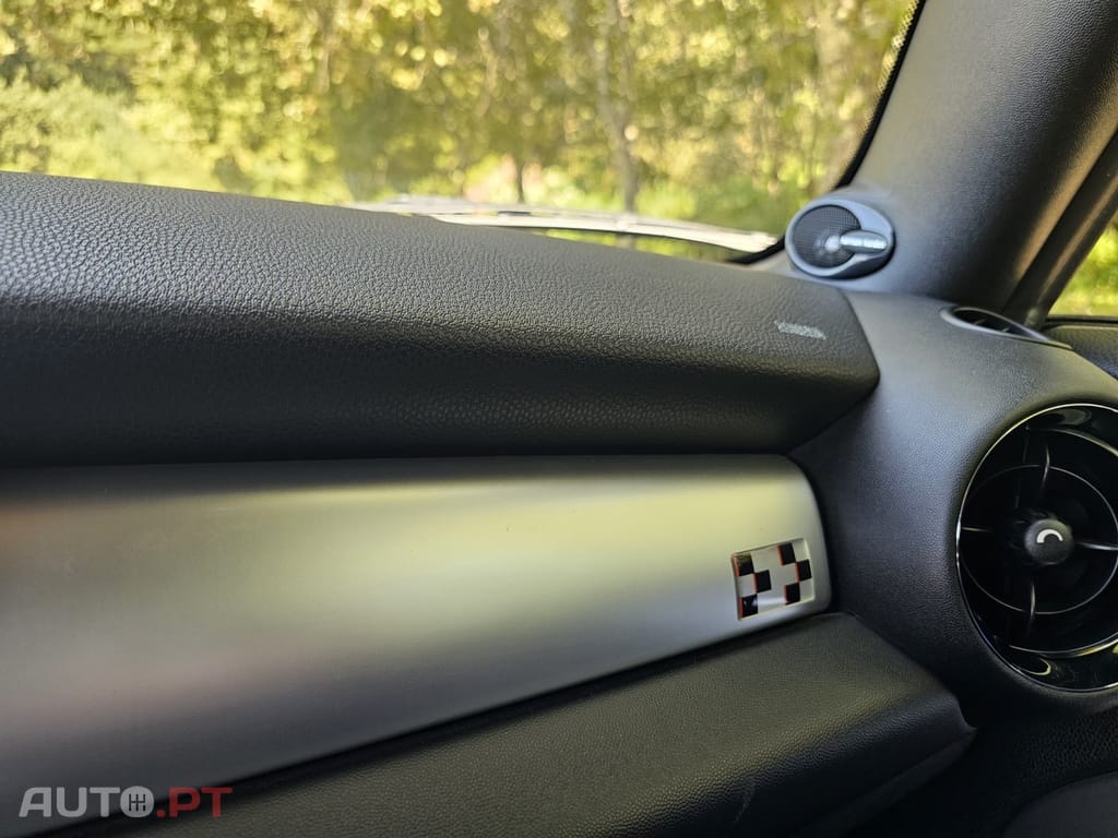 MINI Cabrio John Cooper Works