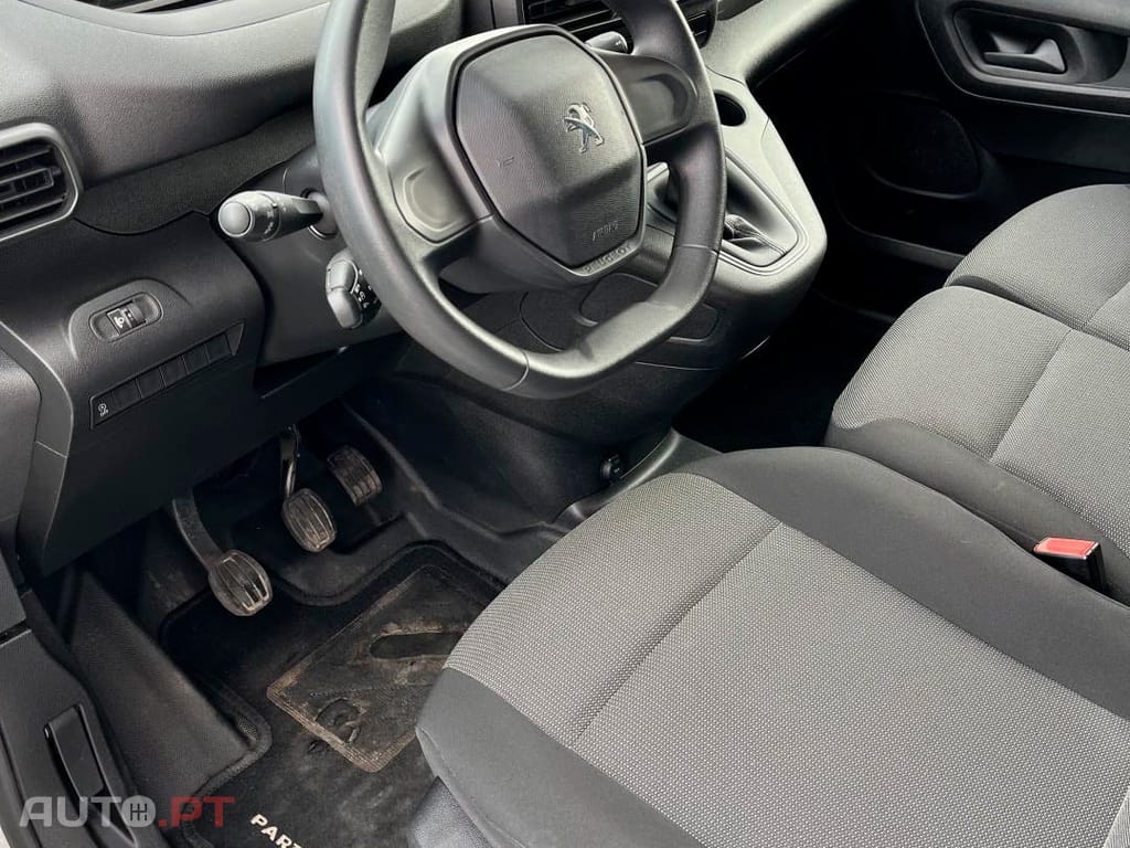 Peugeot Partner 1.5 BlueHDi 100 STT Longa Pro
