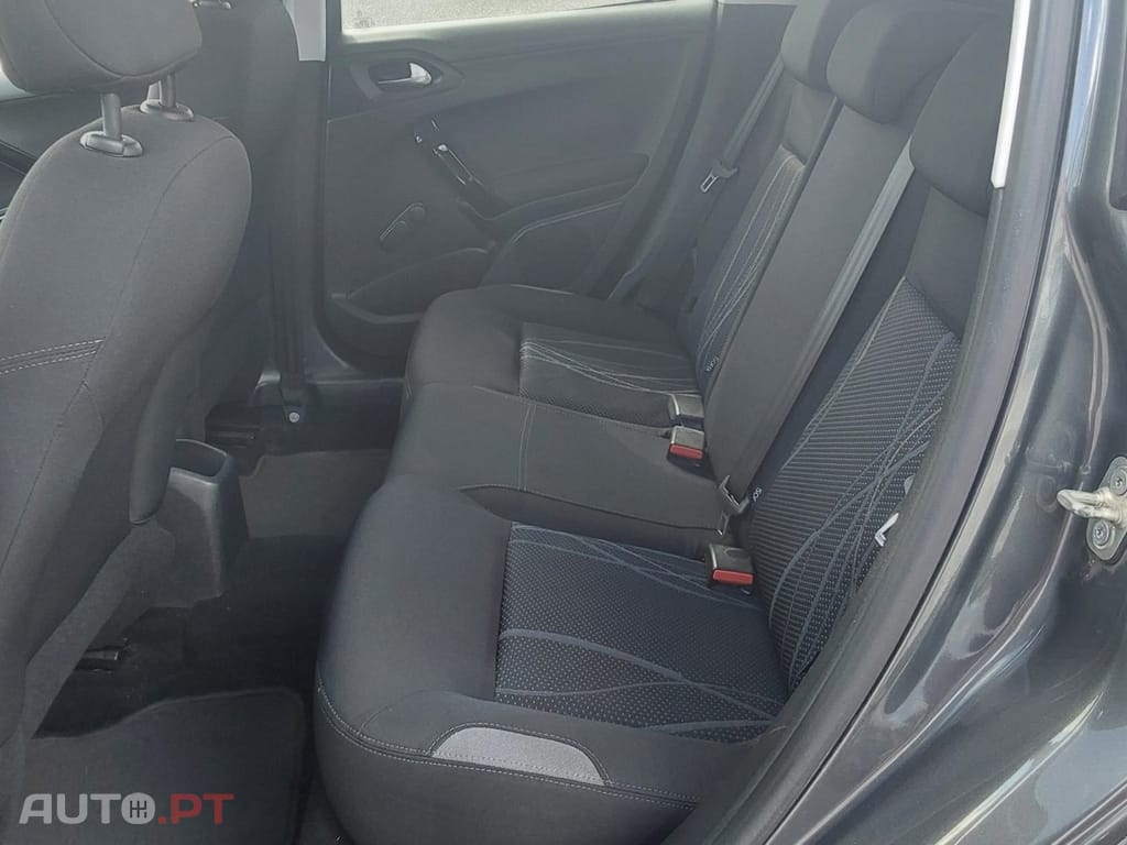 Peugeot 208 1.4 HDi Active